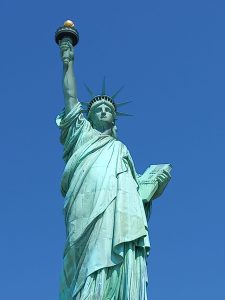 עורך דין הגירה לארצות הברית - דקר, פקס לוי משרד עורכי דין